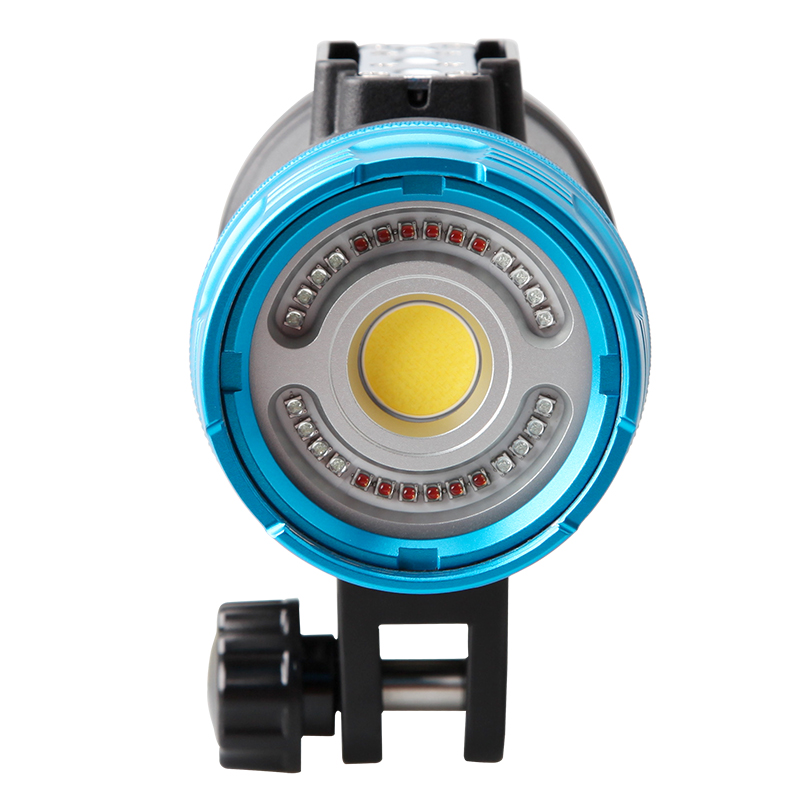 WEEFINE WF082 Smart Focus 5000 - Dive Flashlight 5000 Lumens Underwater incelemesi ve fiyatı